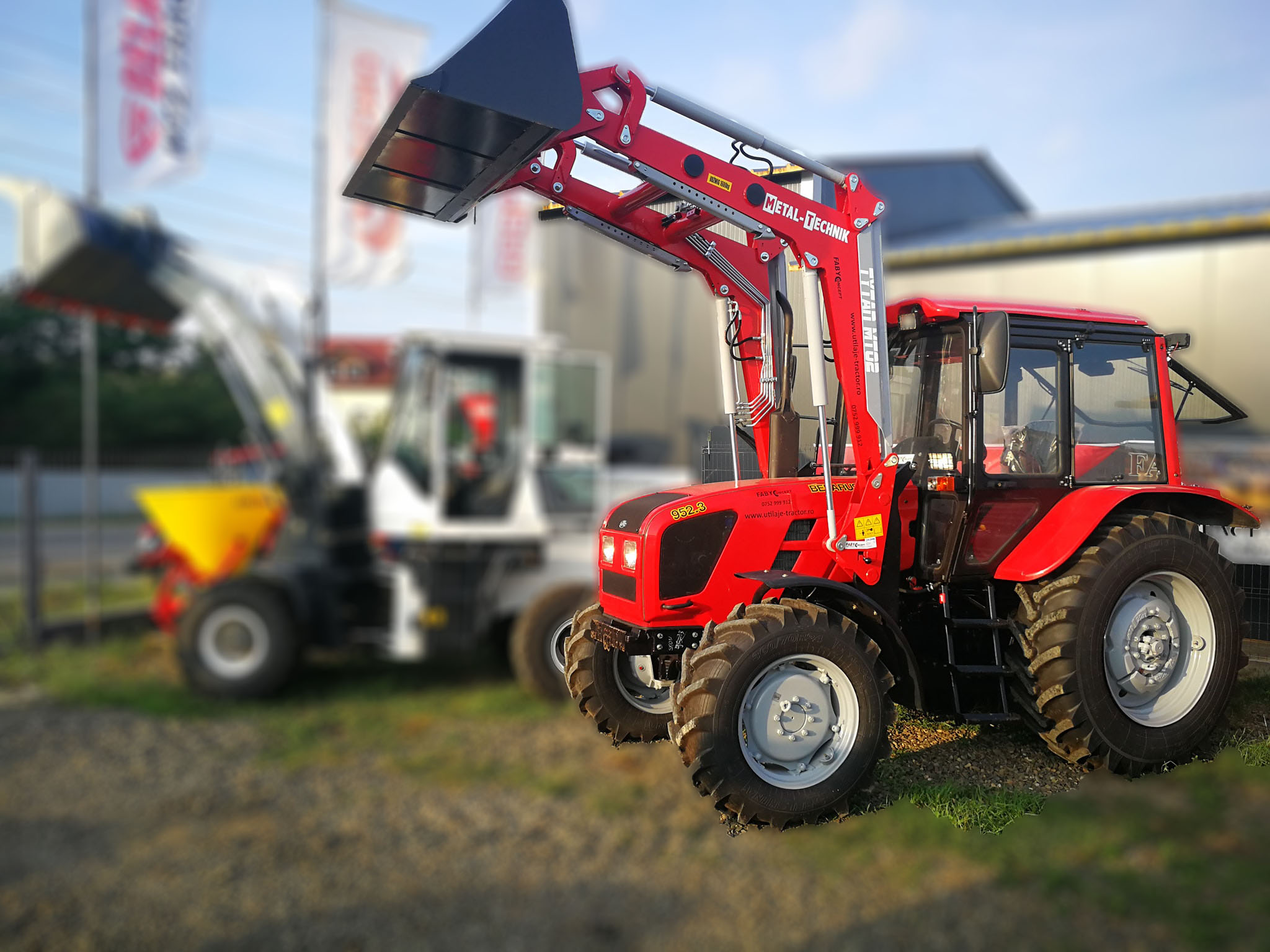 Belarus-952.3-vers.1-tractor-95-cp-4x4-incarcator-frontal-metal-technik-mt02-cipa-furci-baloti-19